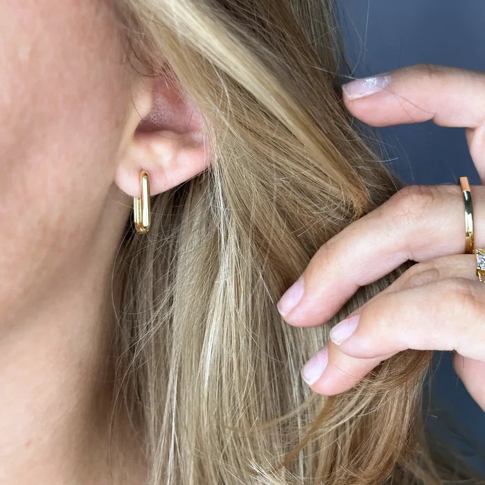 18k Gold Filled Oblong Hoop Earrings in 15mm
