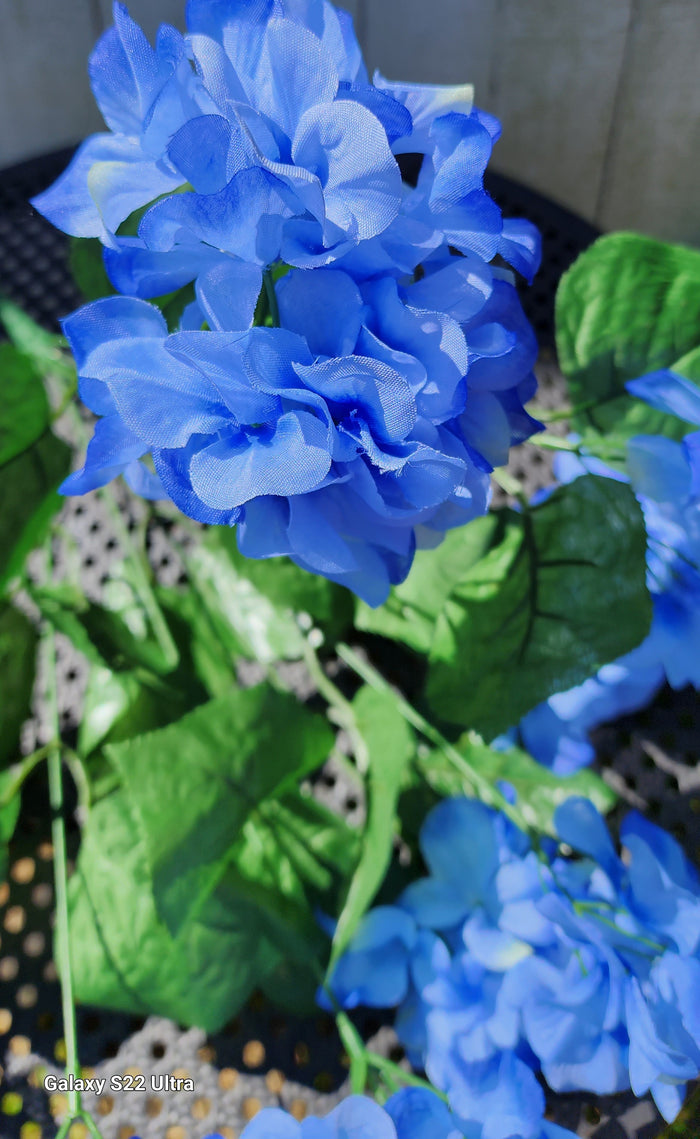 20" Silk Hydrangea Bush x7