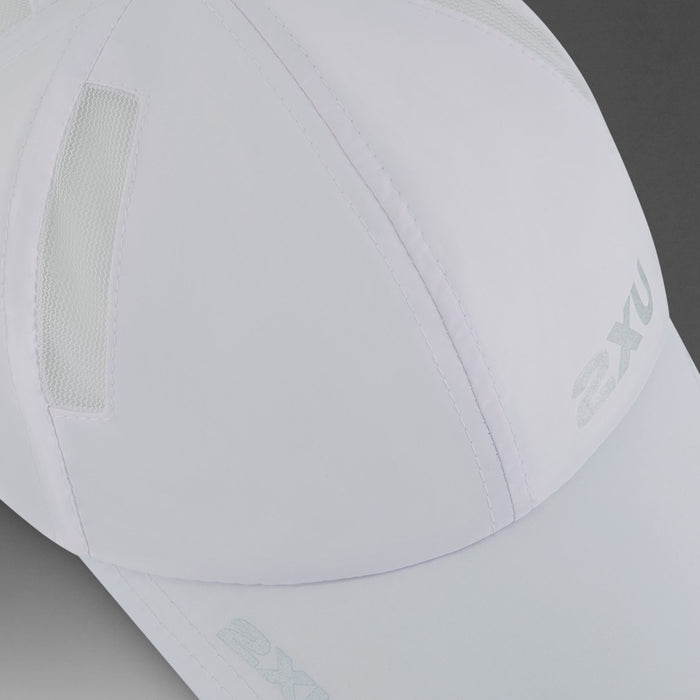 2XU Run Cap | White