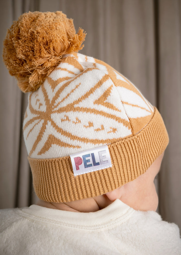 Alofa Pompom Beanie in Niu (Organic)