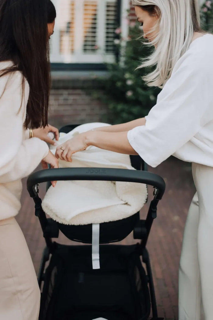 Baby wikkeldeken met maxi-cosi openingen - Merinowol - natural
