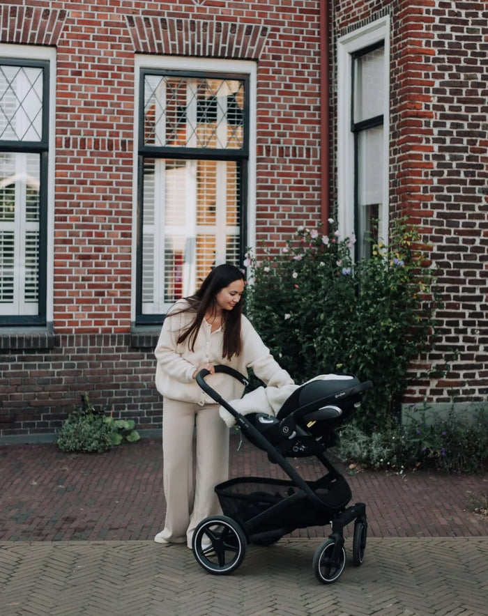 Baby wikkeldeken met maxi-cosi openingen - Merinowol - natural