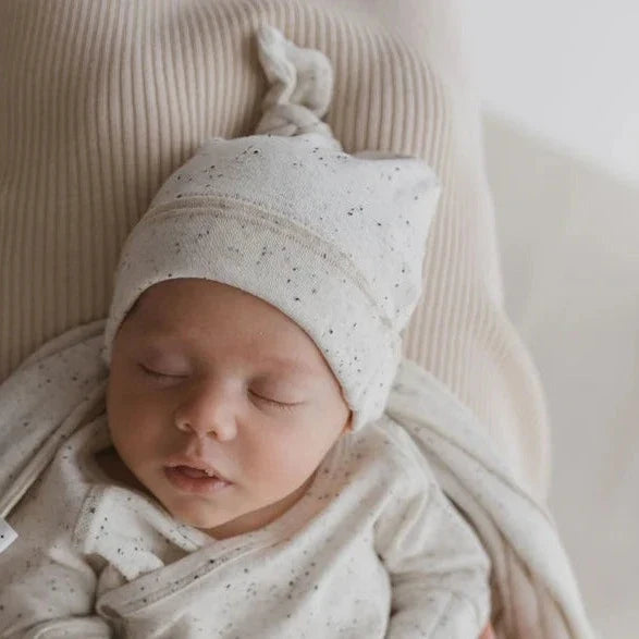 BABYMUTS GEKNOOPT - Sand