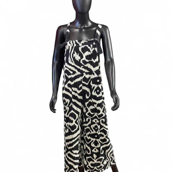 Black and white maxi jump suite