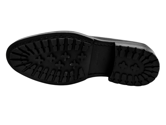 BLACK LOAFER TRACK