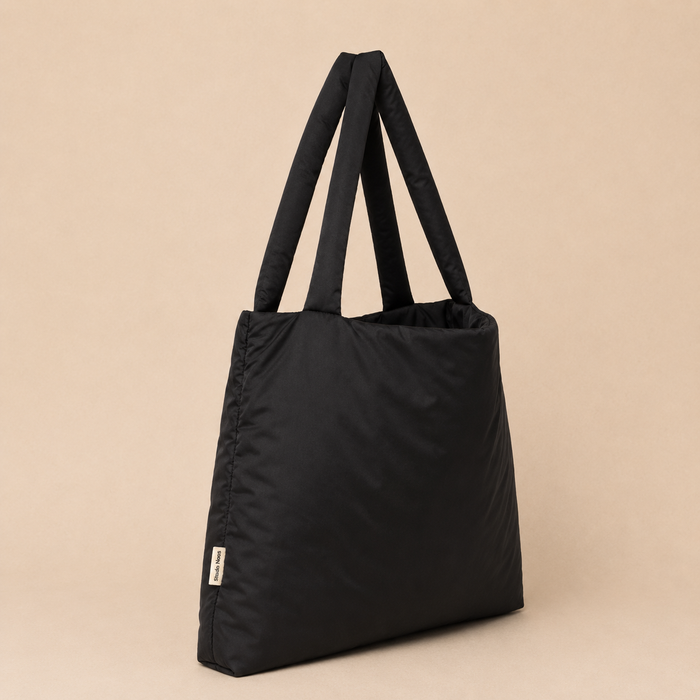BLACK PUFFY MOM BAG