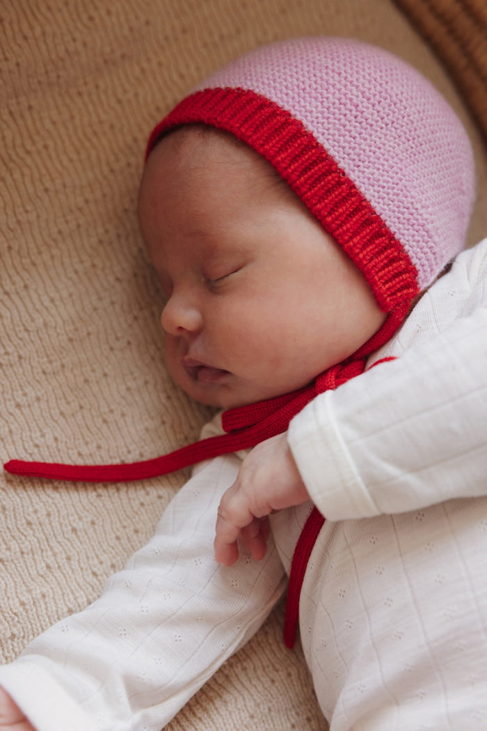 Bonnet Dolly - newborn cotton candy/red