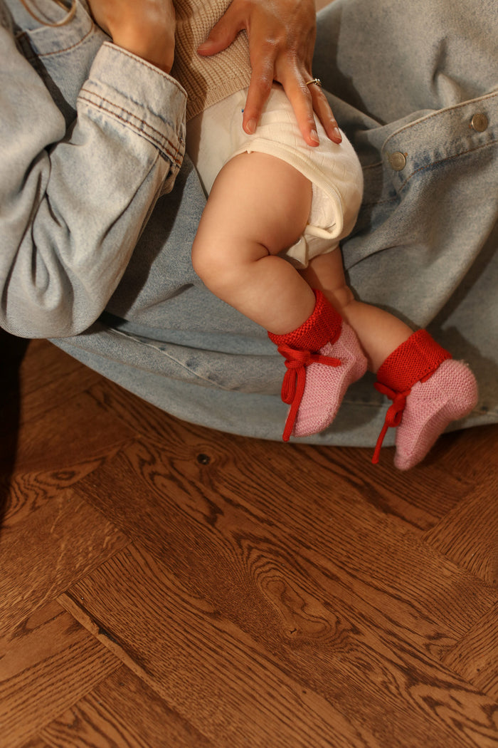 Booties 0-9m - cotton candy/red