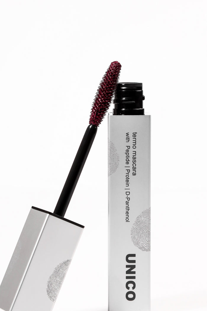 BURGUNDY TERMO MASCARA with peptides