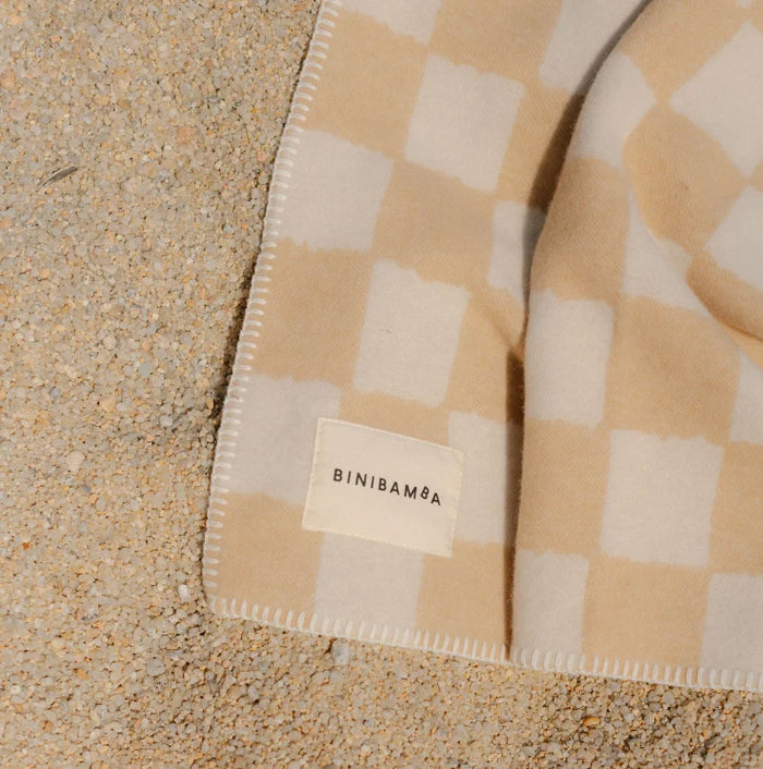 CAMEL CHEQUERBOARD MERINO BINIBLANKET