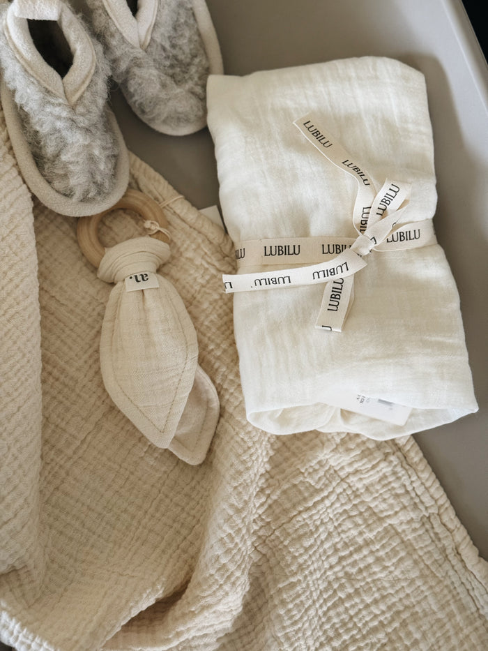 Changing Cushion Cover Cream