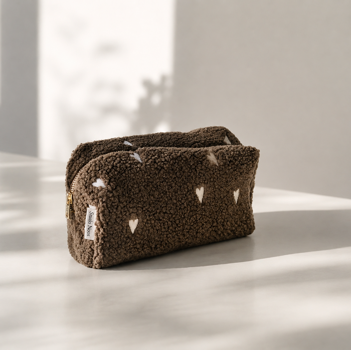 CHUNKY POUCH - BROWN HEARTS