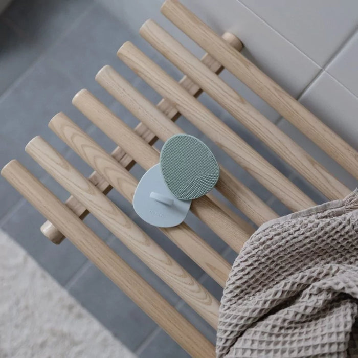 CRADLE CAP BRUSH - natural&cambridge blue