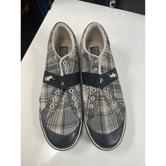 Dress shoe