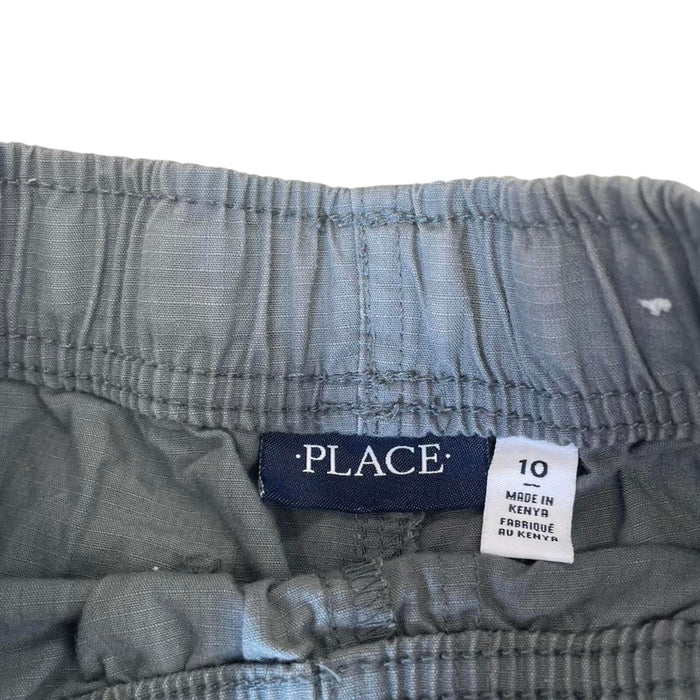 Grey cargo shorts with adjustable