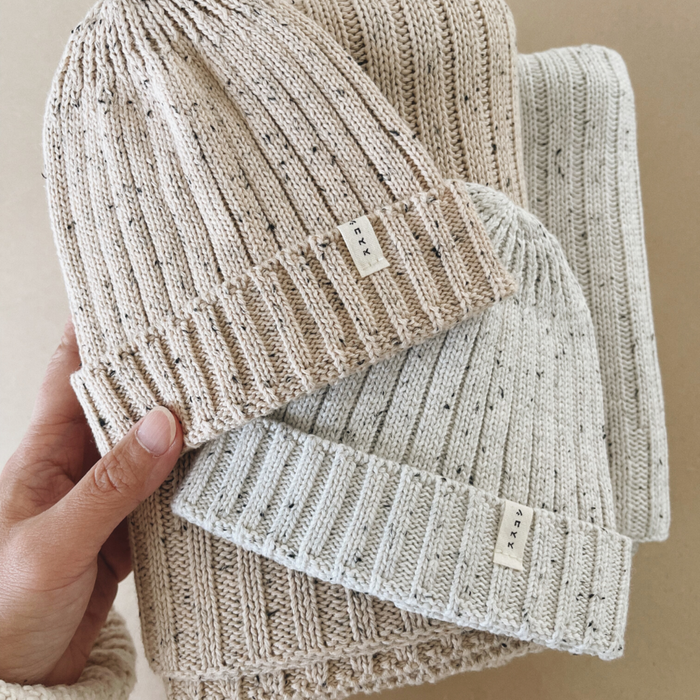 KNIT BEANIE