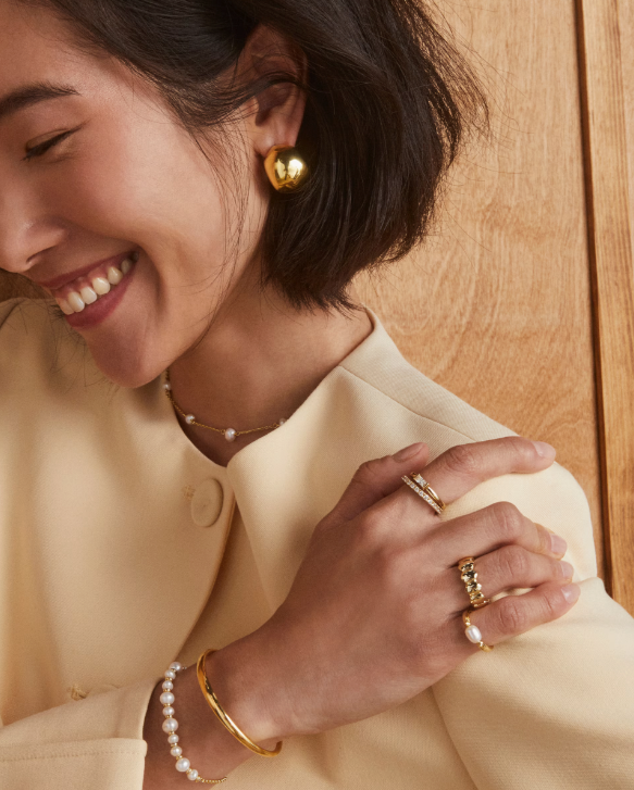 Leighton Gold Pearl Band Ring in Freshwater Cultured Pearl