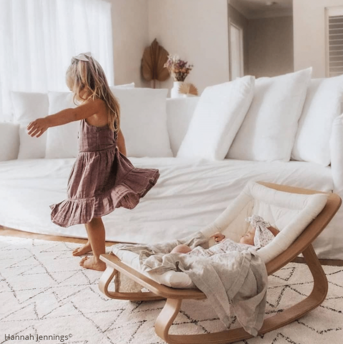 LEVO BABY ROCKER - naturel cover - WALNUT