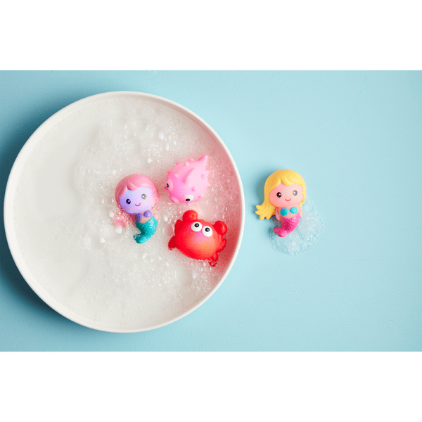 Light-Up Bath Toys