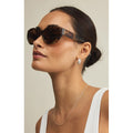 Mirage Polarized Sunglasses in Brown-Tortoise - Romantiques