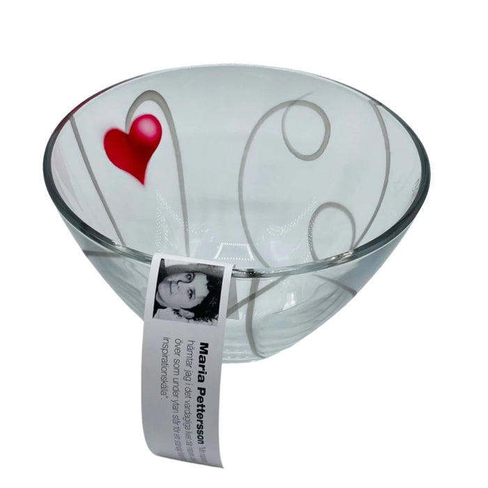 Nybro Life glass bowl with red heart