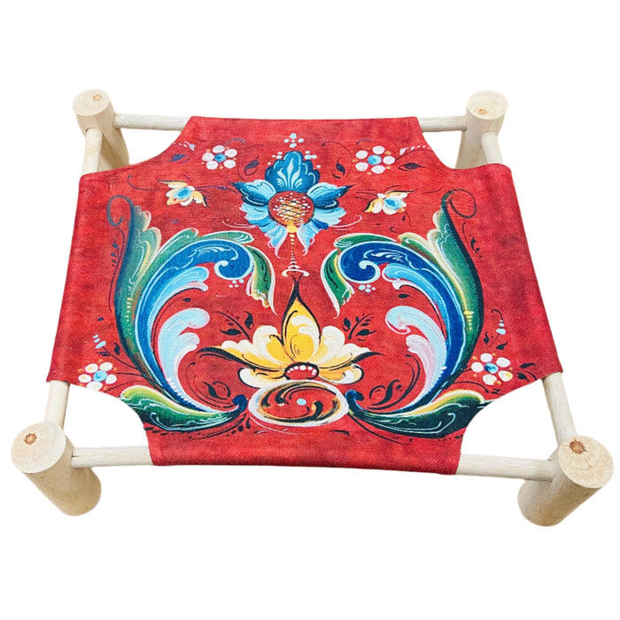 Pet Bed with Wood Base with Lise Lorentzen Rosemaling