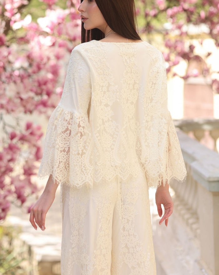 Rear view of the pajama set, showcasing the clean lines and the high-quality texture of the material.