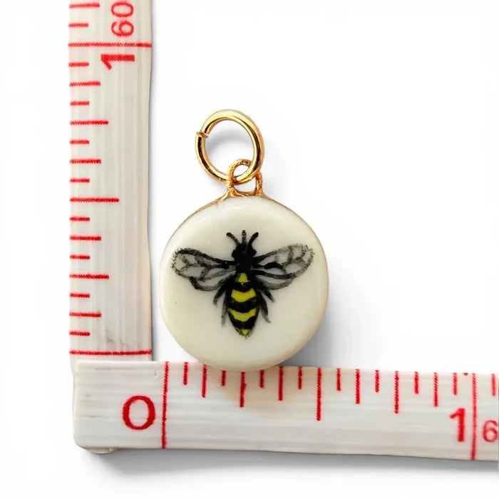 Shà Parlé Bee Porcelain Charm