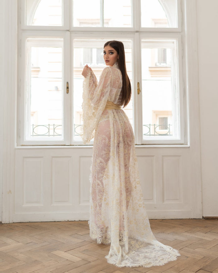 Bridal lace robe with train, long sheer sleeves, and floor-length silhouette – Kafemme
