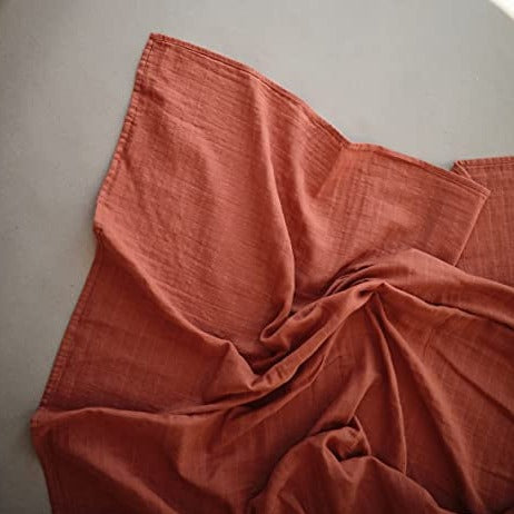 SWADDLE 120x120 - auburn