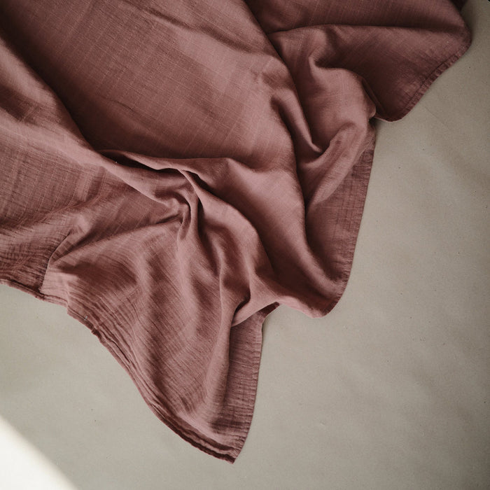 SWADDLE 120x120 - cedar