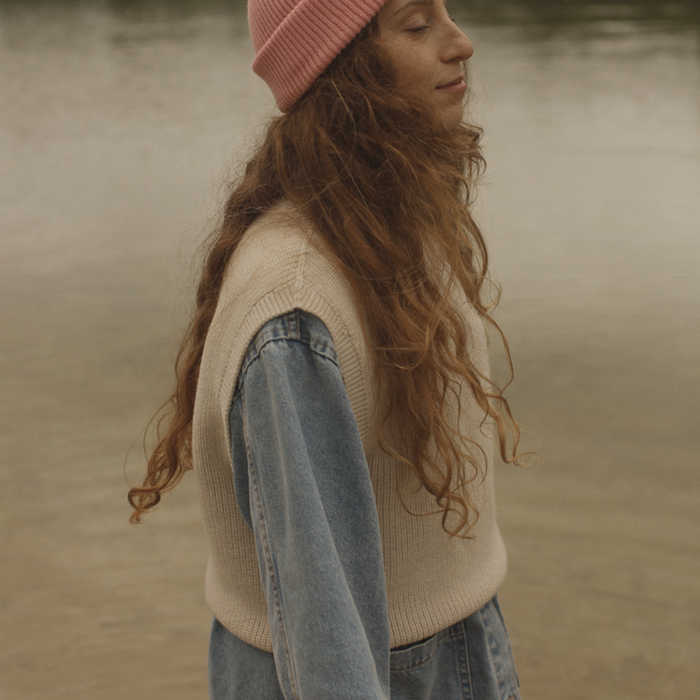 VEST HELLE - CREAM