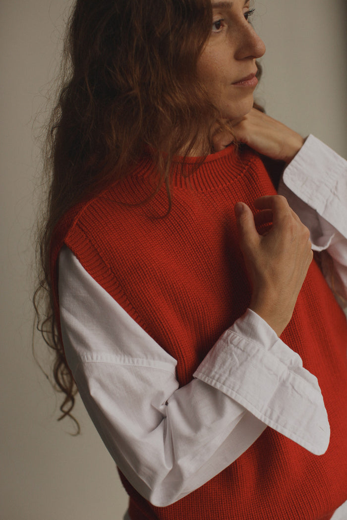 VEST HELLE - RED
