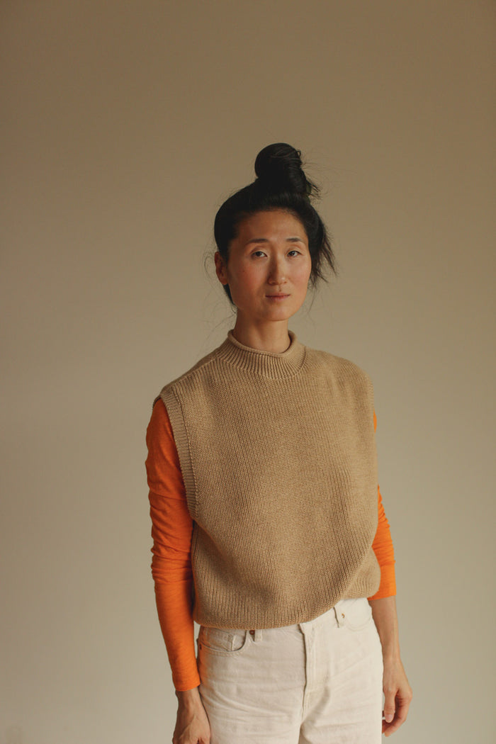 VEST HELLE - SAND