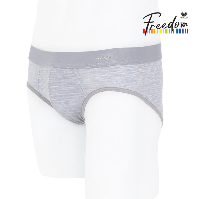 Wacoal กางเกงในผู้ชาย ทรง bikini พื้นเรียบ (Top dye look) รุ่น WX2682 สีเทา (GY)