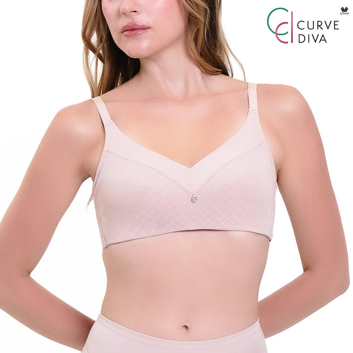 Wacoal Curve Diva บราไม่มีโครงเก็บกระชับ สาวคัพใหญ่ รุ่น WB7547 สีเบจ (BE)