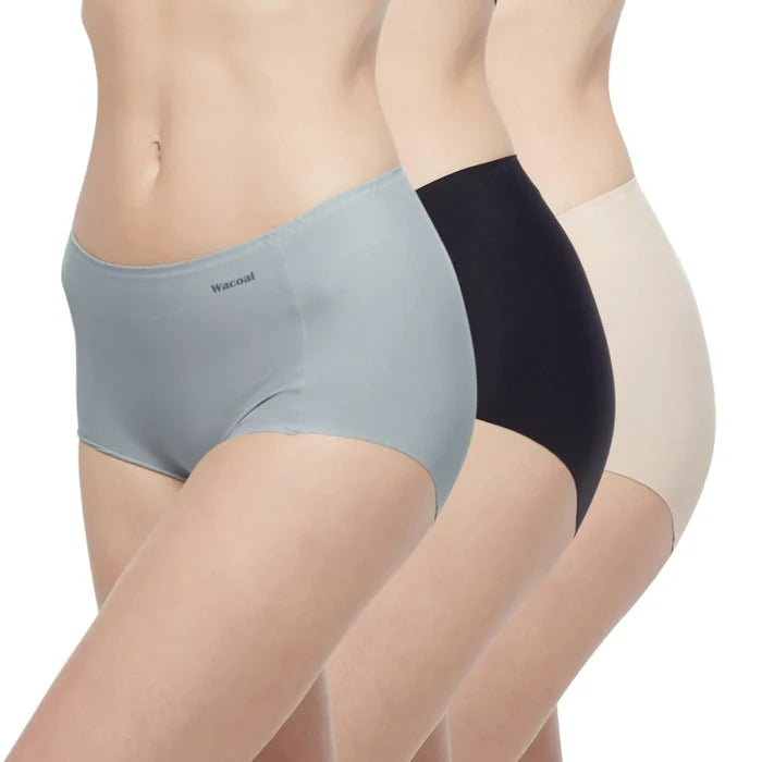 Wacoal Oh my nudes panty กางเกงในไร้ขอบ เนียนเรียบ รูปแบบเต็มตัว Set 3 ชิ้น รุ่น WU4T99 คละสี (สีเบจ-สีดำ-สีเทา)