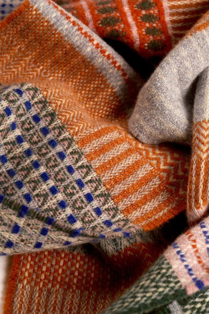 Walton Lambswool Scarf | Wallace Sewell Ltd.