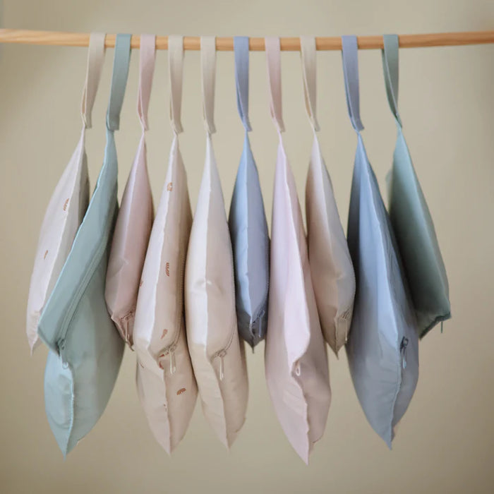 WATER RESISTANT WET BAGS - Roman Green