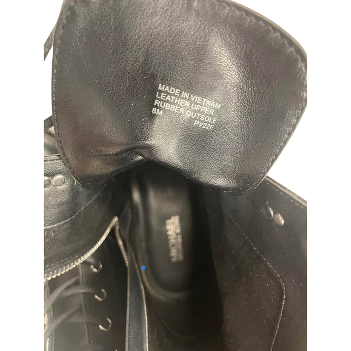 Women’s boot size 8